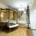 Seven * Sarajevo